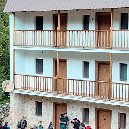 بيت ضيافة Bujtina Zici 4*