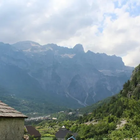 Bujtina Zici بيت ضيافة