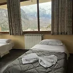 Bujtina Zici 泰斯