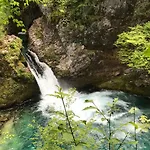 Bujtina Zici 4* Theth